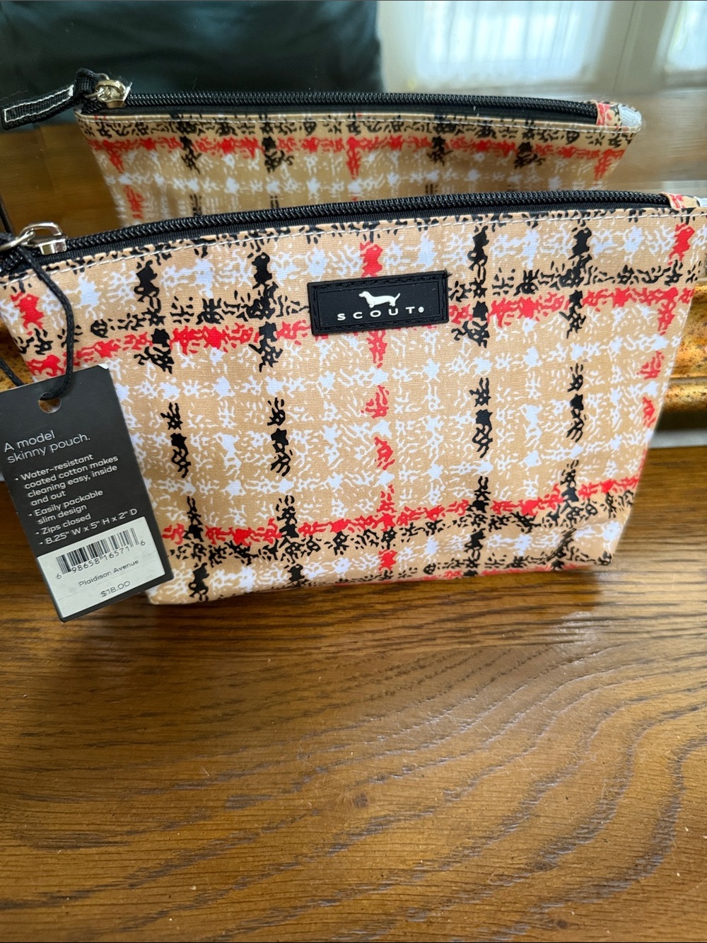 Scout Twiggy Makeup Bag in Tan, Red, Black & White.